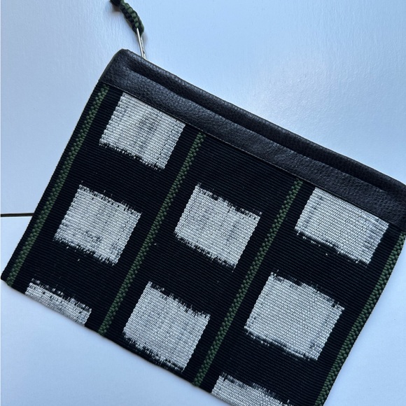 Organic Handloomed Clutch Guatemalan Fairtrade NWT - Picture 4 of 5